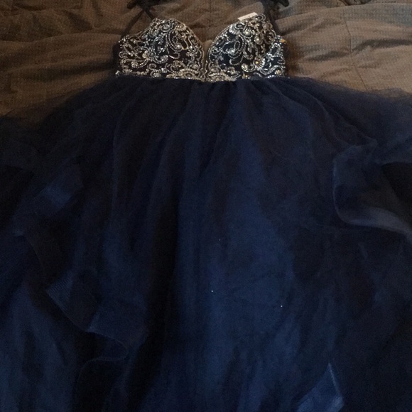 Prom Dress For Sale - Picture 2 of 8